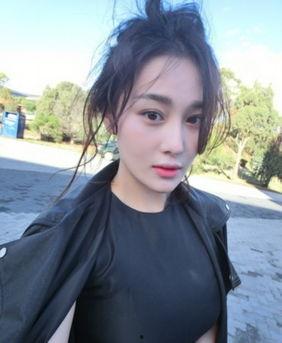 男网红的自拍,揭秘他的日常魅力瞬间